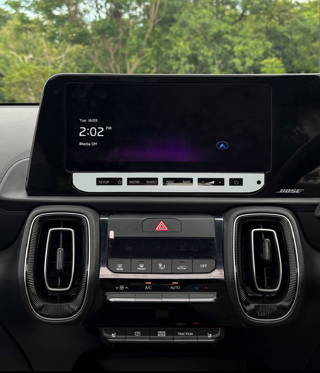 KIA Sonet X-Line 1.0 Turbo Petrol DCT - Image 8